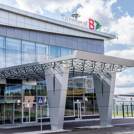 Terminal B Hotel Kijów Zewnętrze zdjęcie